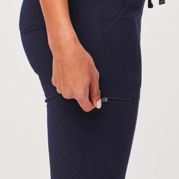 Navy Zamora scrub bottoms, Medium Petite - Picture 5 of 8